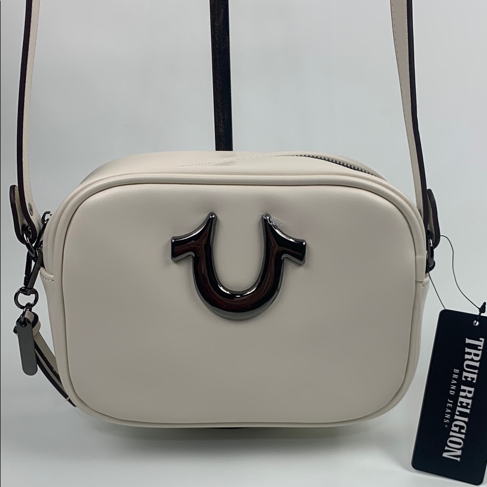 True Religion Cream Crossbody shoulder Bag  Adjustable strap Gun metal Logo NWT